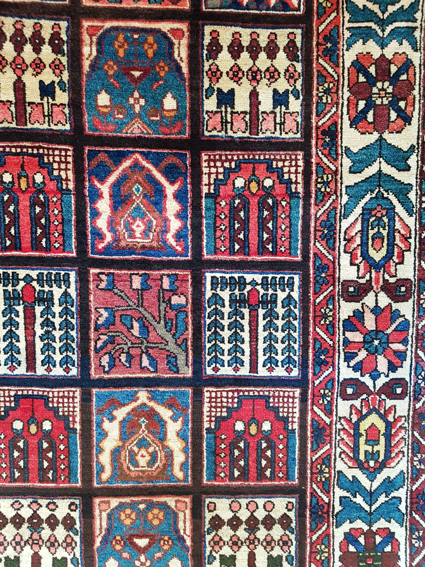 Persian Bakhtiari Rug
