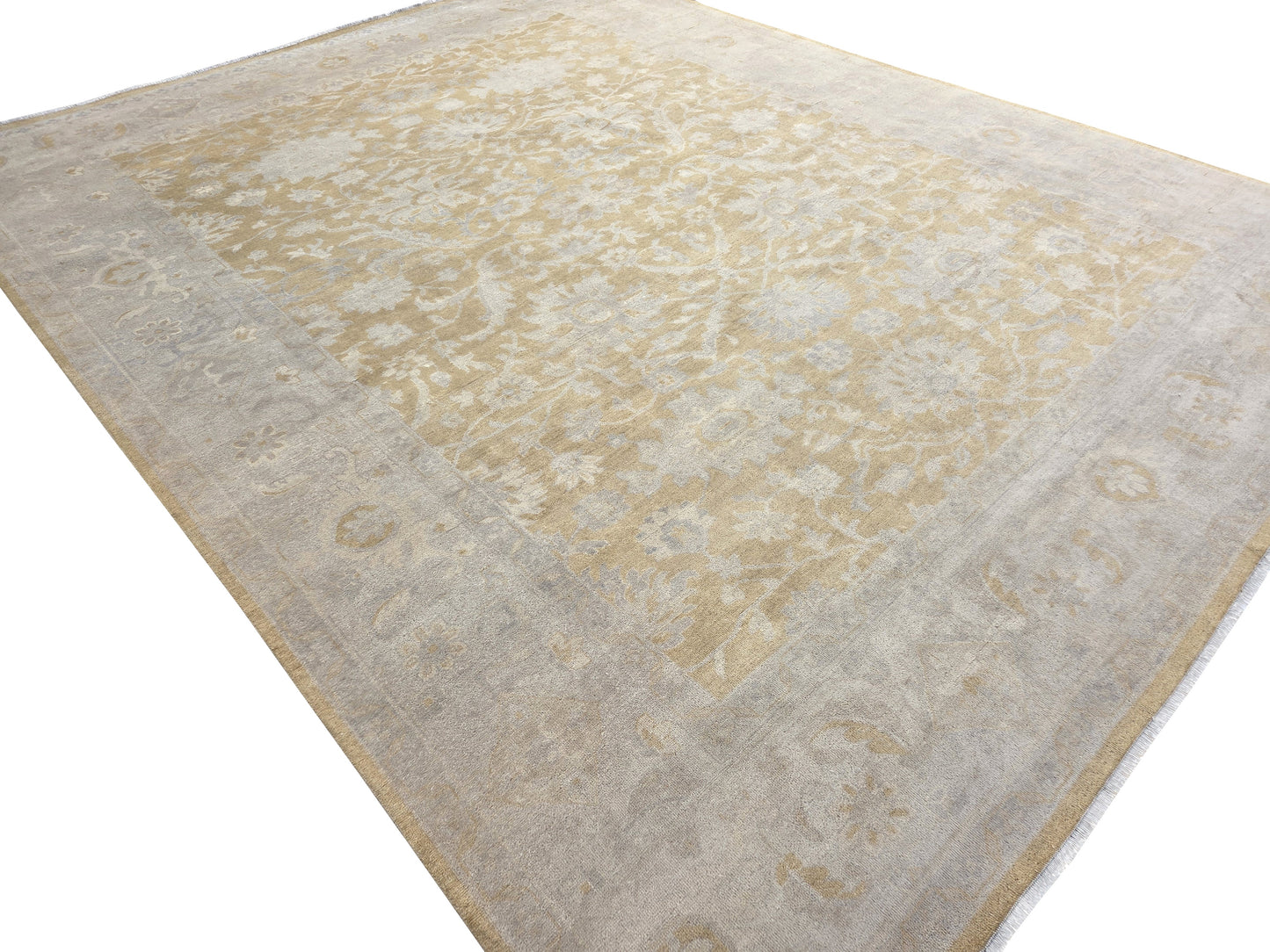 Ushak Rust Rug