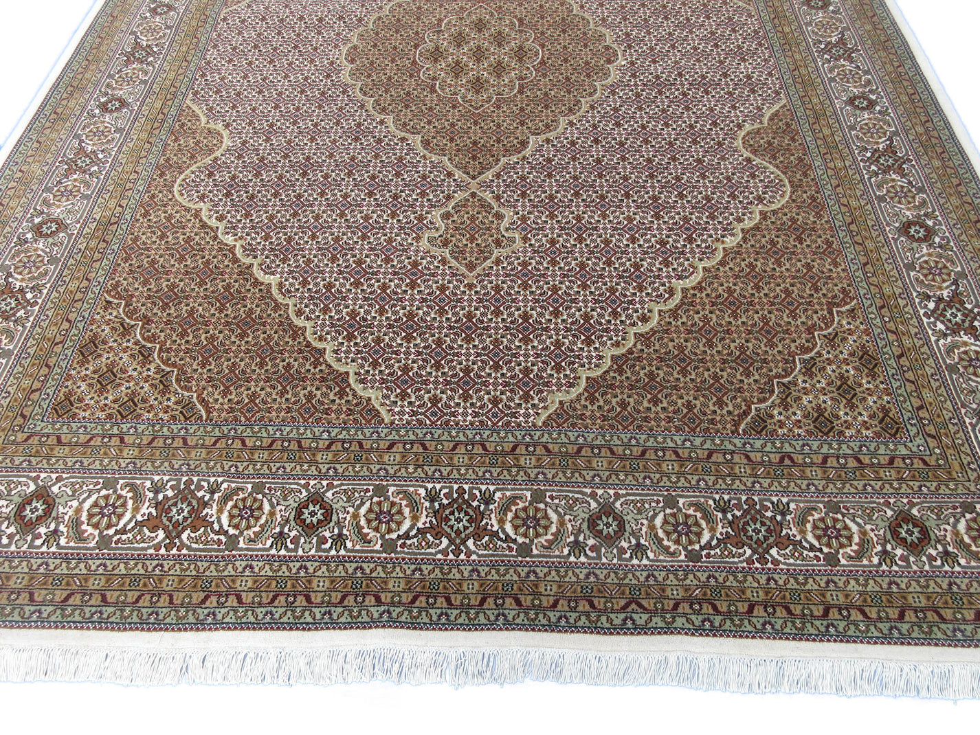 Indian Mahi Tabriz Rug - 371 x 275cm - Ref: 3438 – Little-Persia