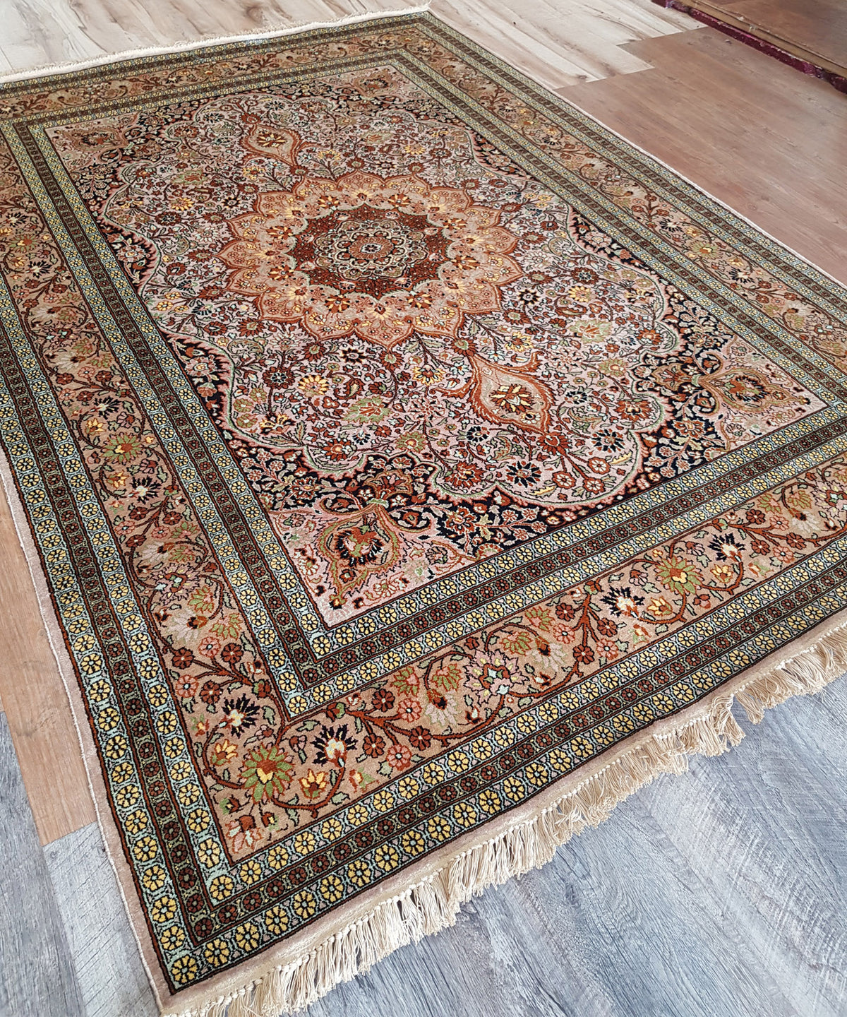Hand-Knotted Indian Kashmir Silk Rug - Ref: 2620 - 216 x 154cm – Little ...