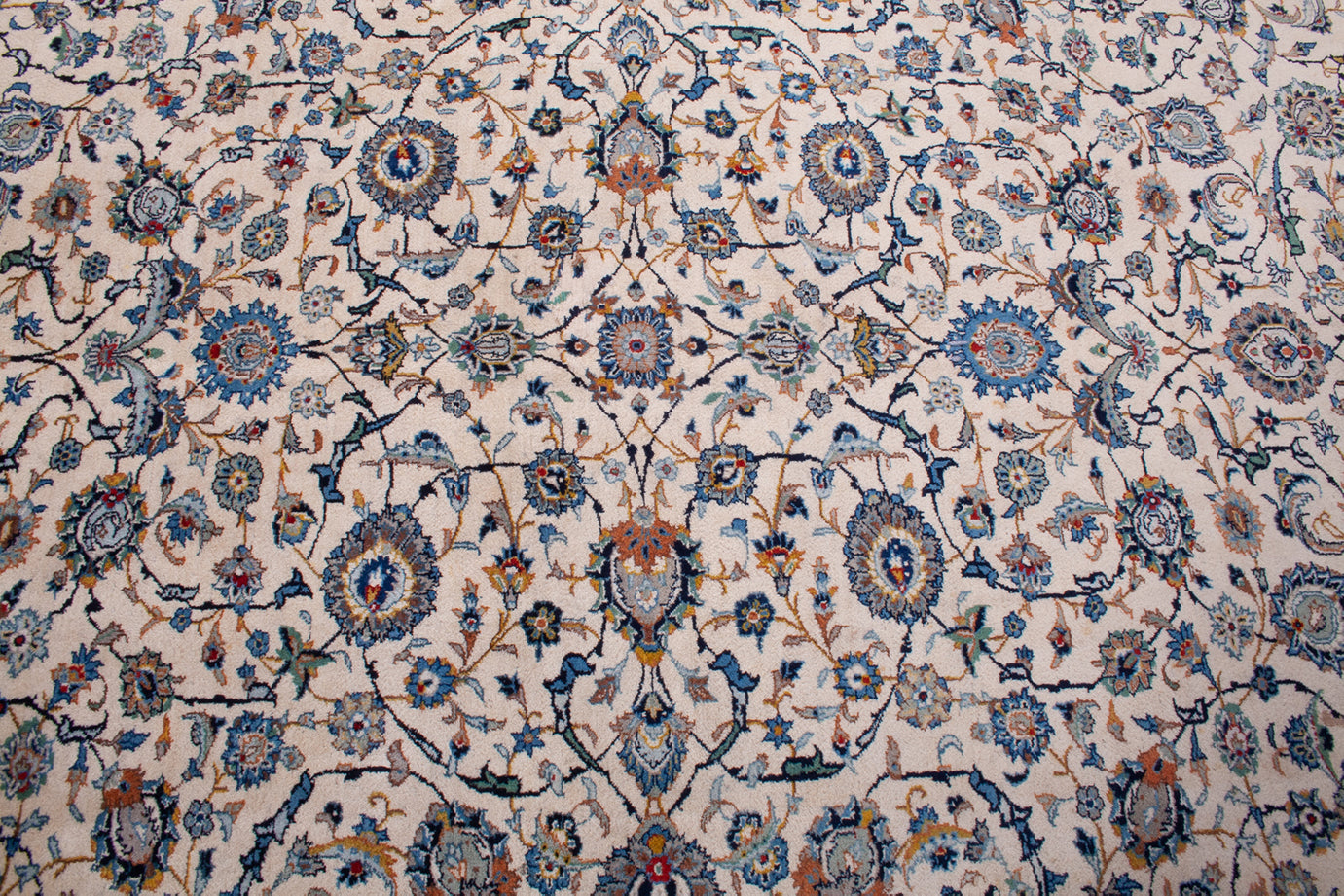 Semi-Antique Persian Kashan Round Rug