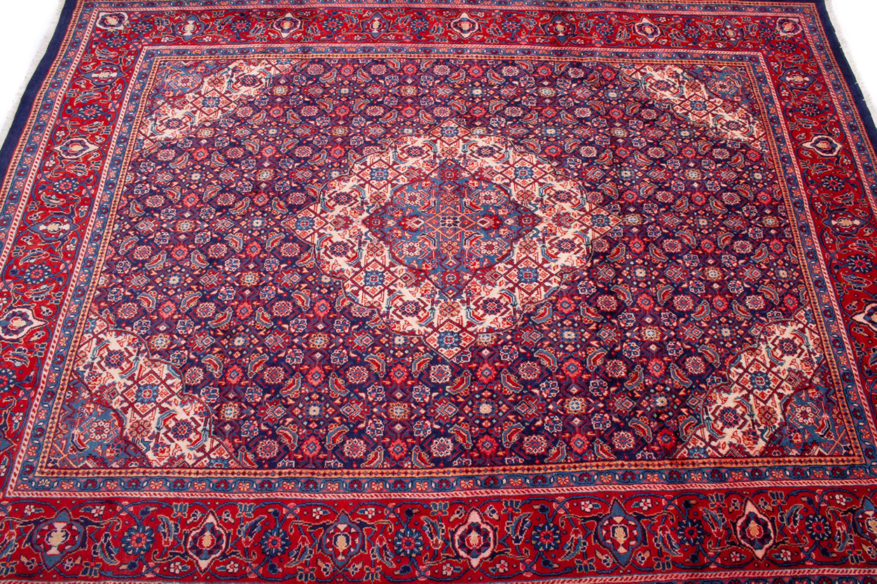Semi-Antique Persian Sarouk Rug